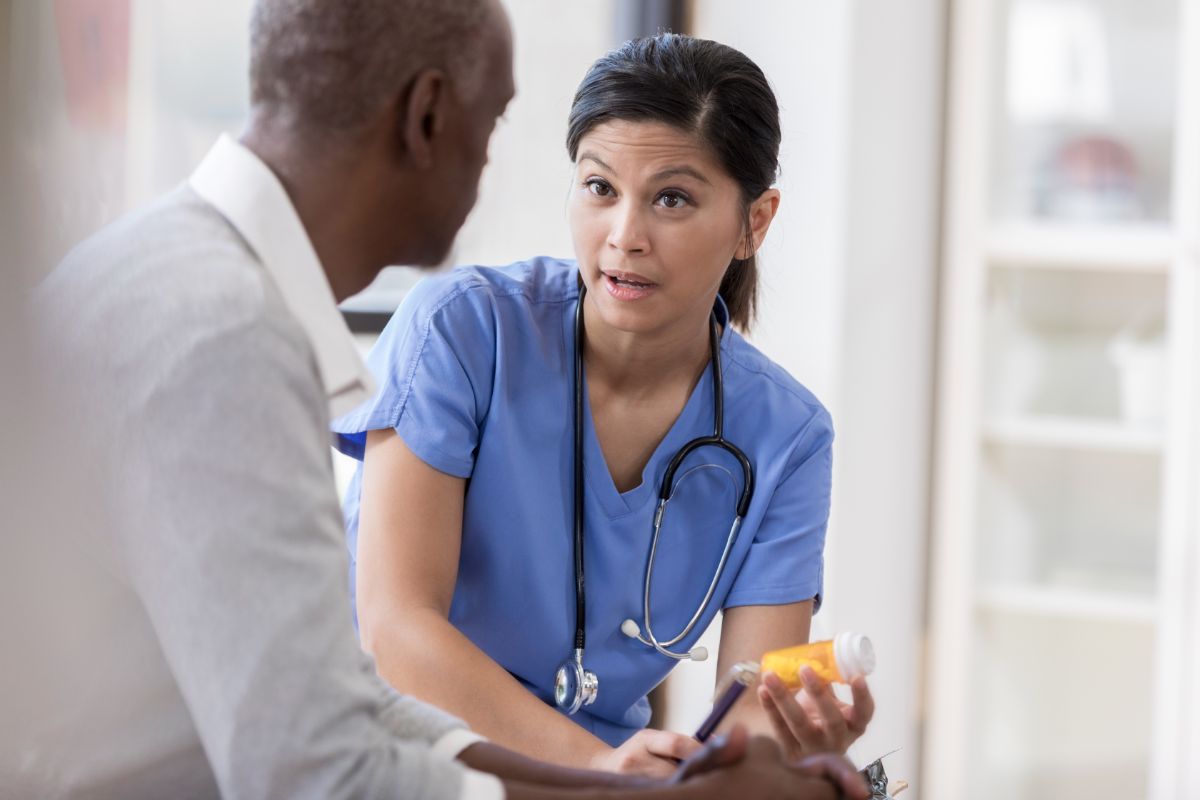 doctor explains Wellbutrin side effects